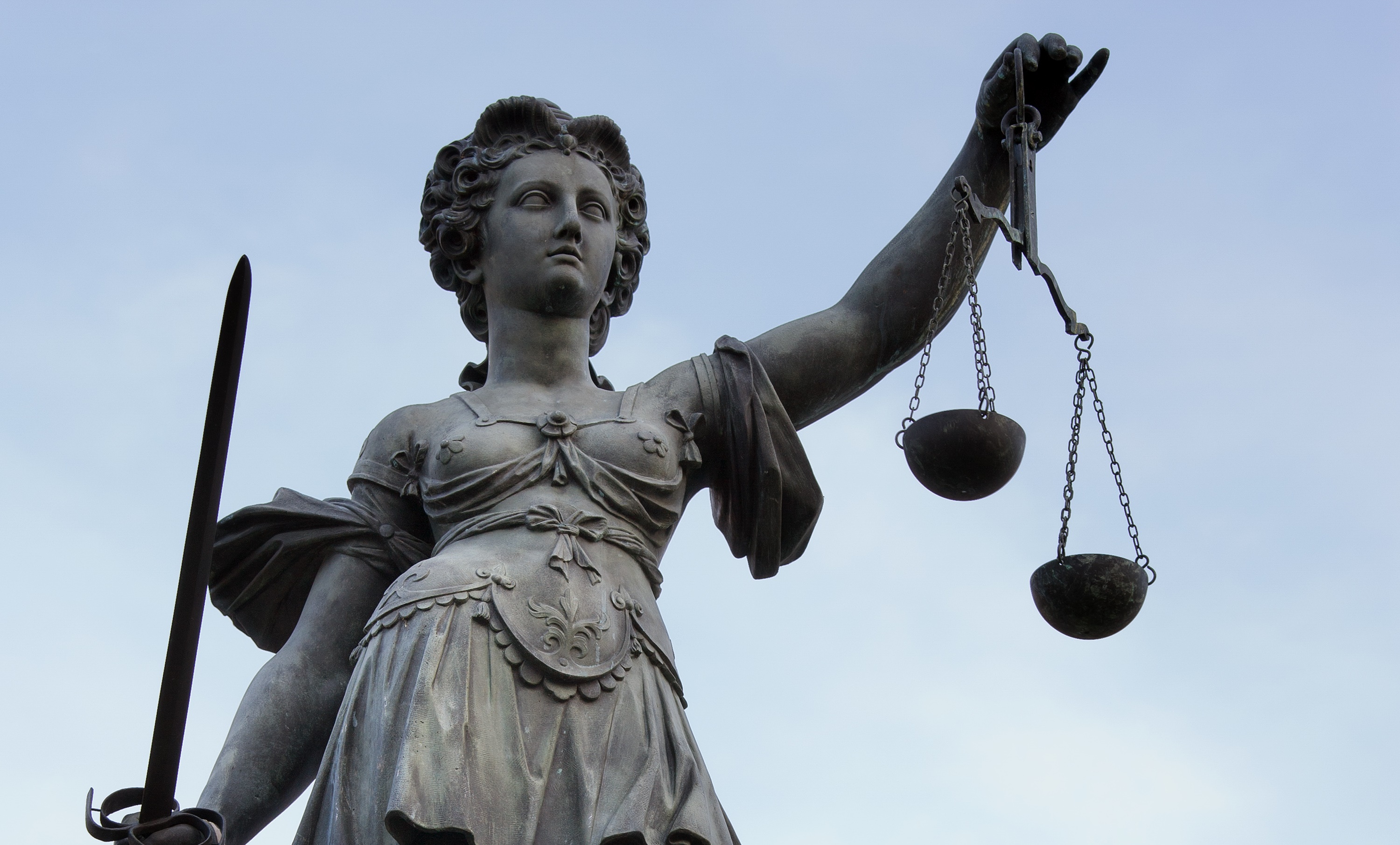 Frau Justitia - foto Roland Meinecke.jpg