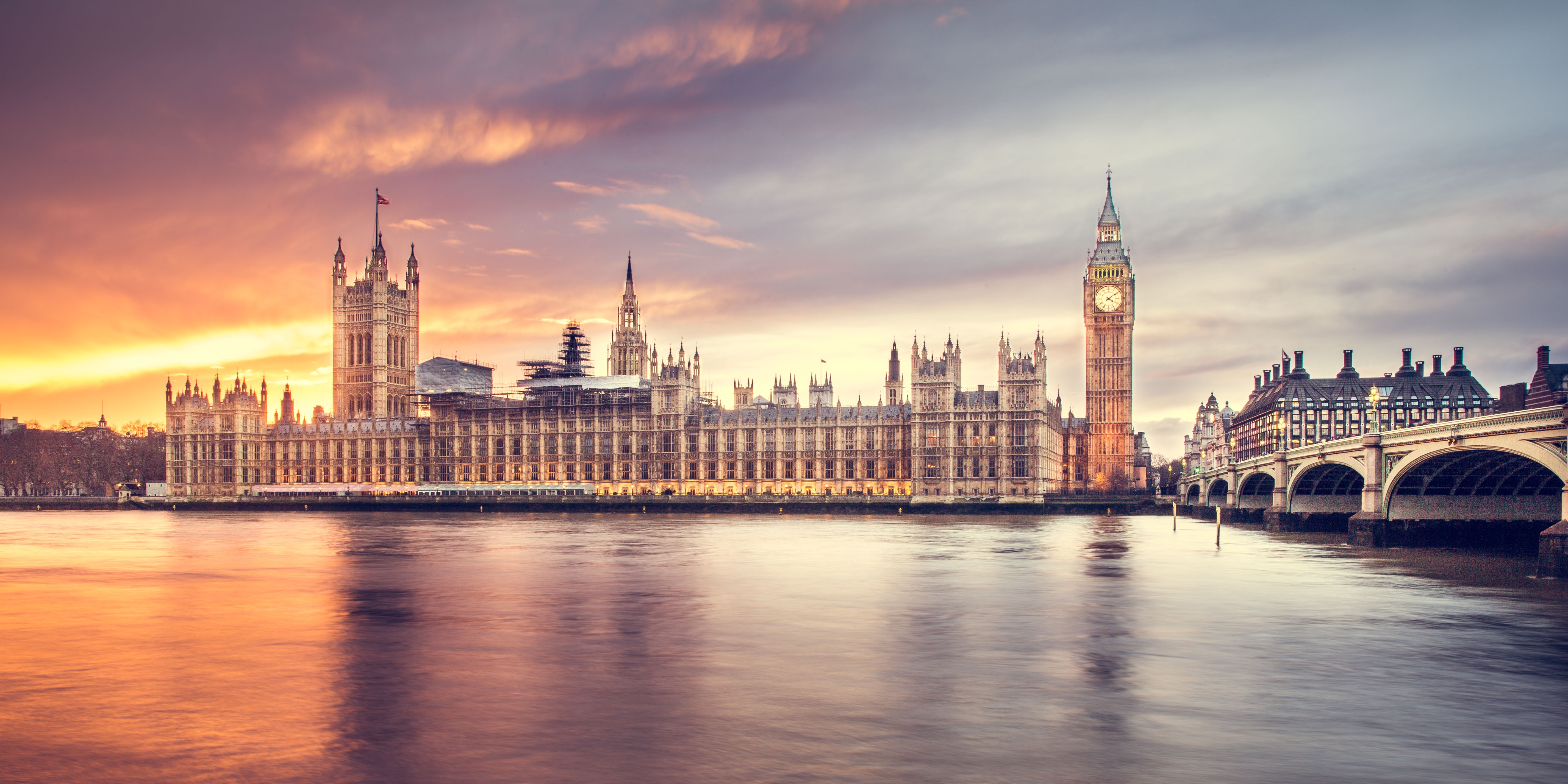 London - krediter Luca Micheli.jpg