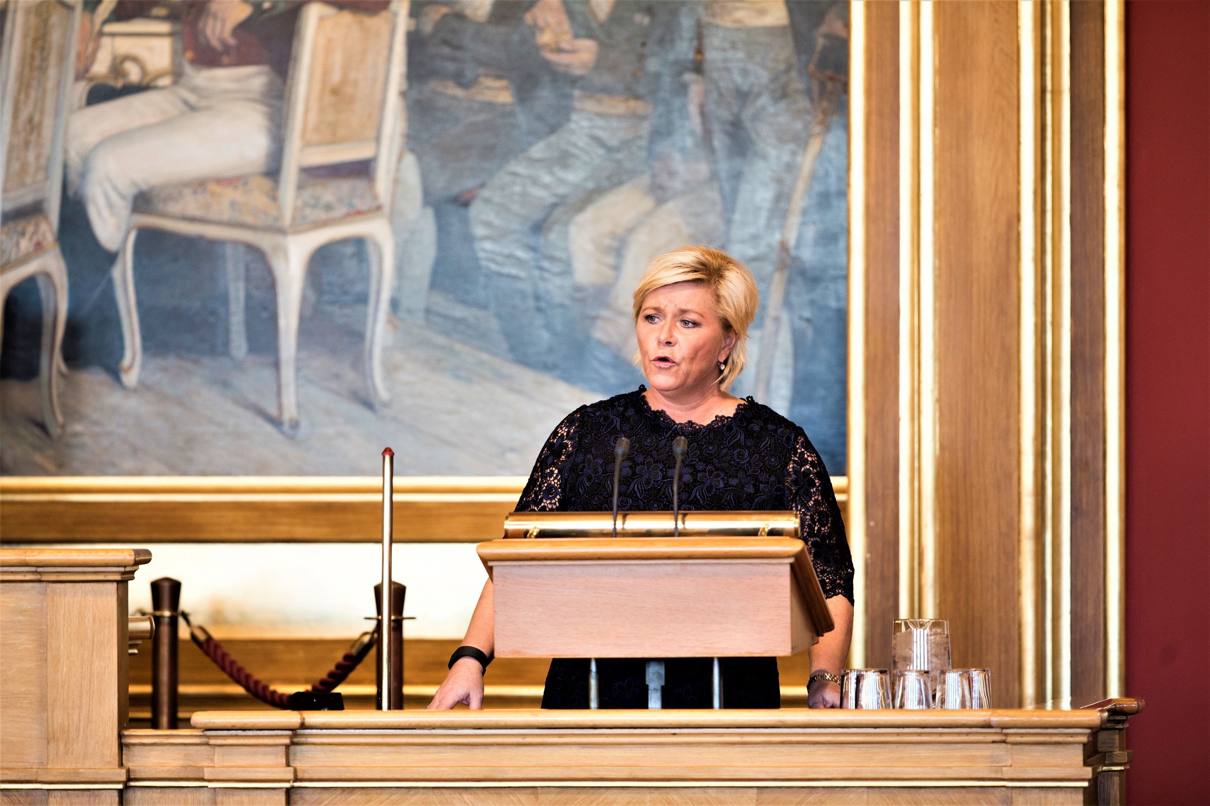 finansminister-siv-jensen - for nett - krediter Stortinget.jpg