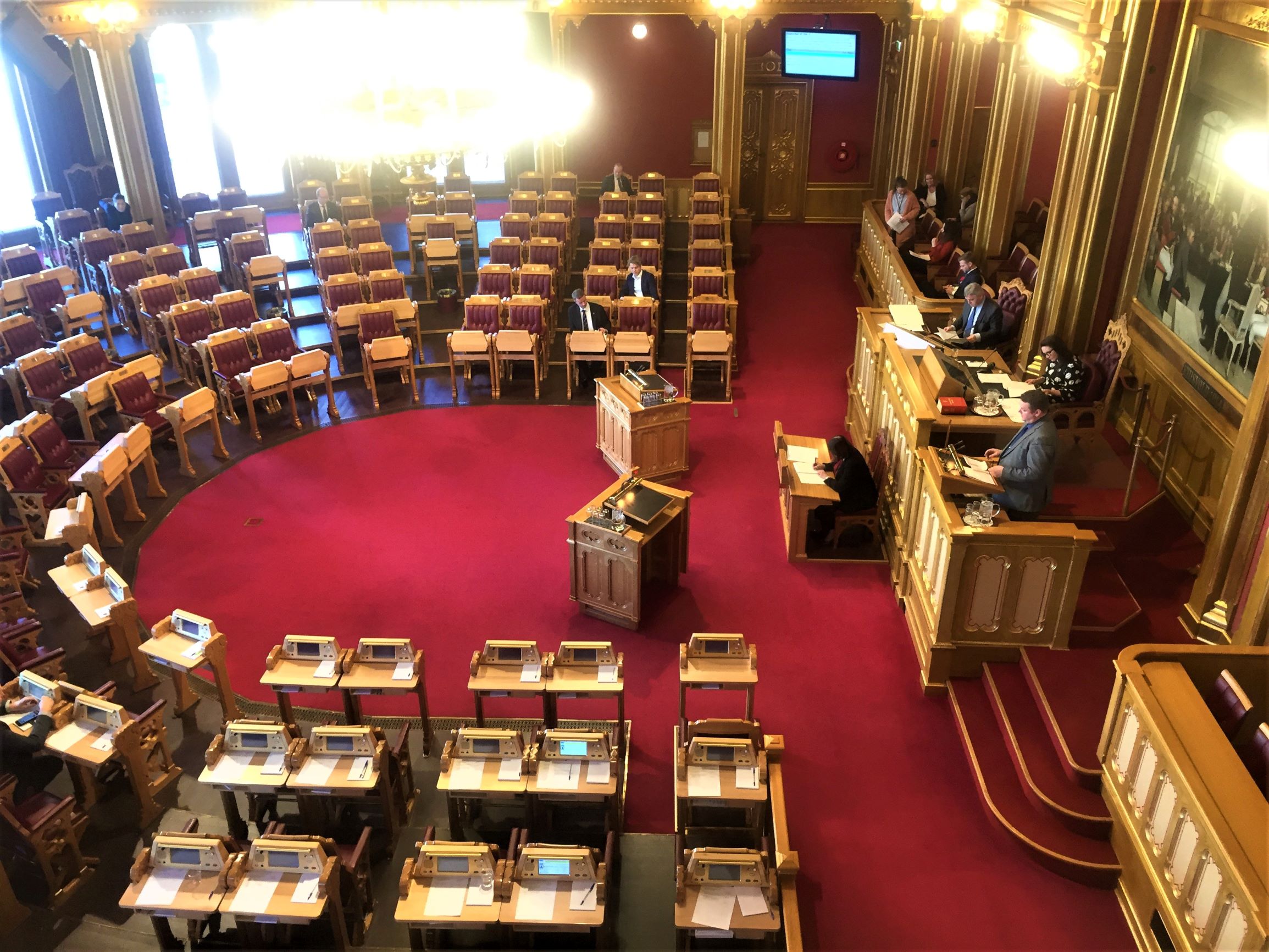 Fra Stortinget (2) For Nett