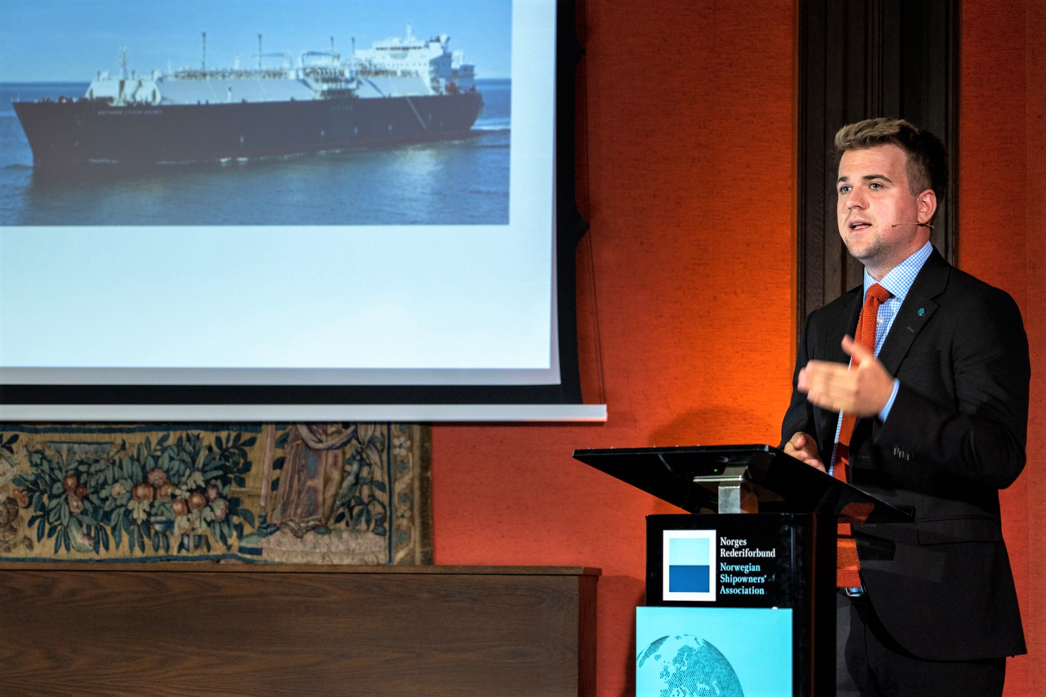 Fischer Snakker På Biogass Seminar Foto Jill Johannessen