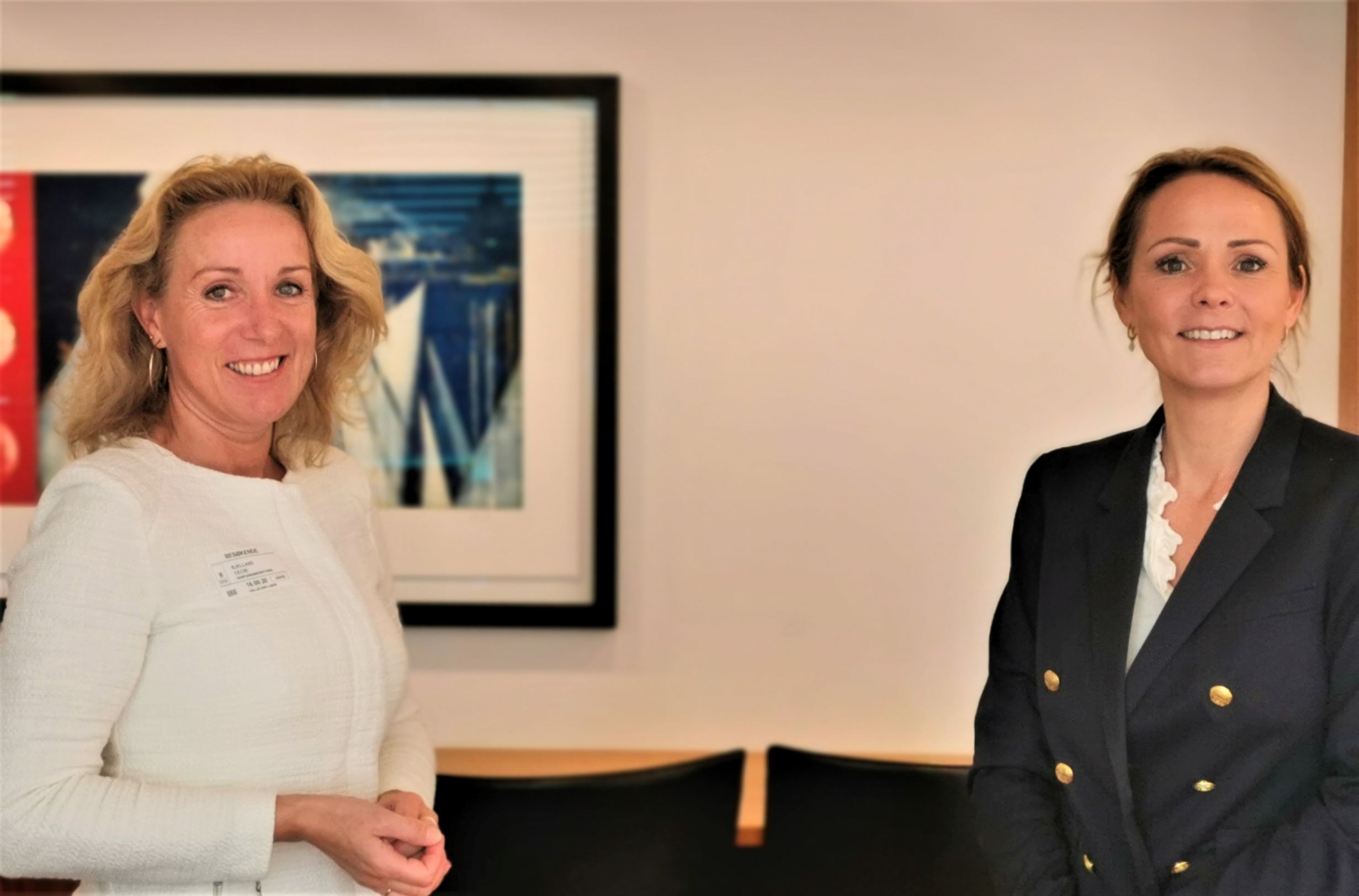 Cecilie Bjelland Og Digitaliseringsministeren (Foto Asle) For Nett