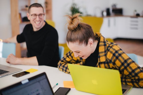 Kvinnelig Leder Unsplash