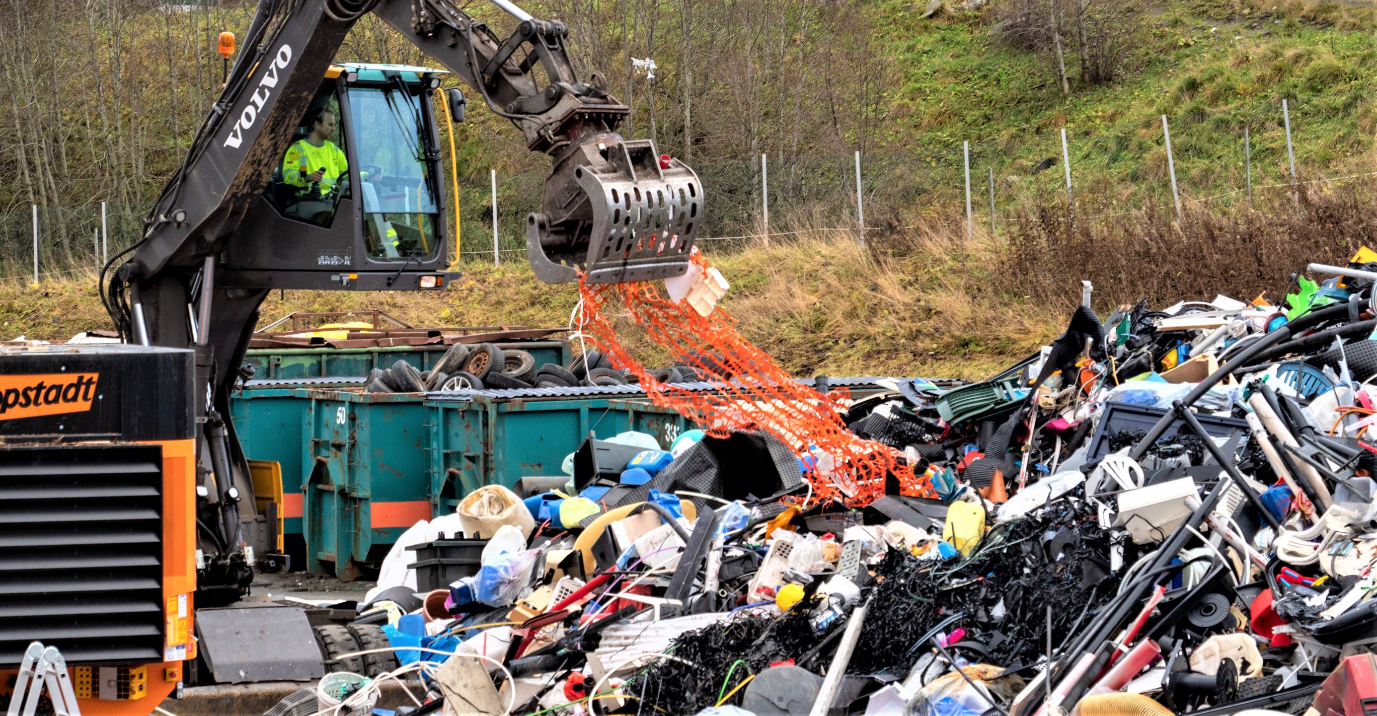 Plastkverning Hos SHMIL Foto Jill Johannessen For Nett