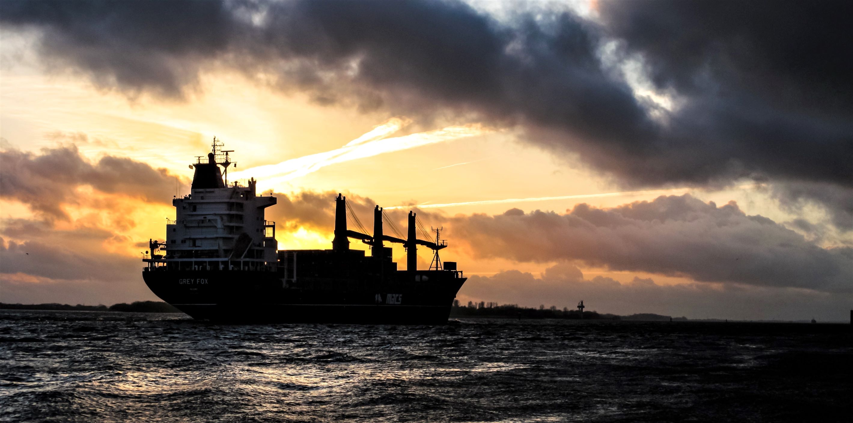 Grønn Skipsfart Foto Jens Rademacher Unsplash