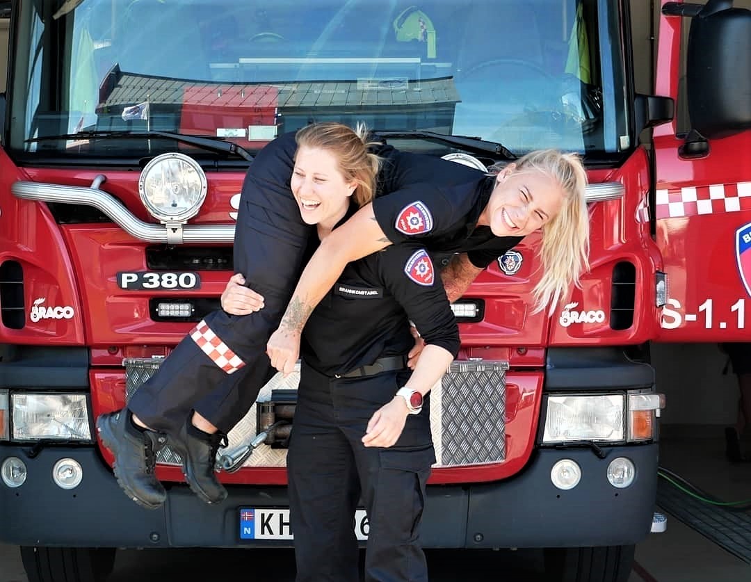 Follo Brann Jenter (2) (1)
