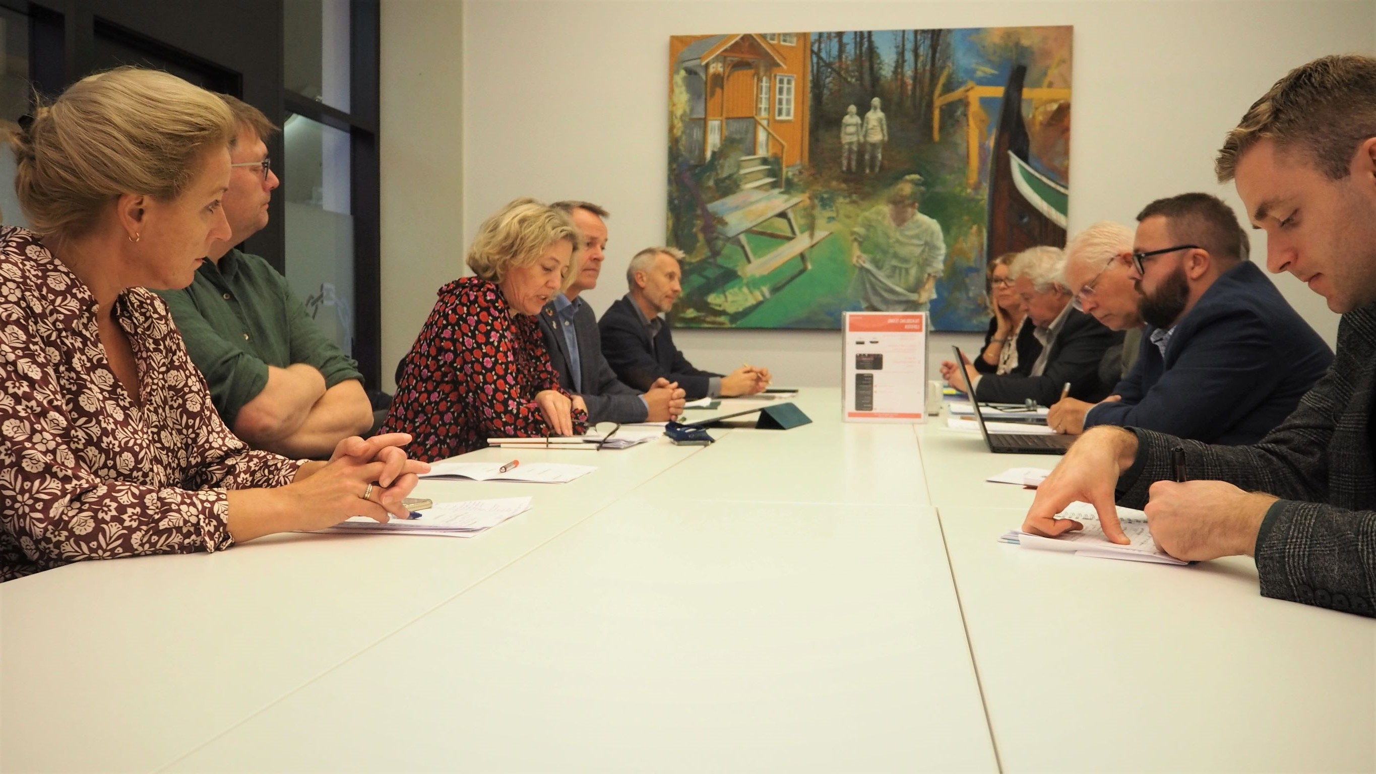 Energioppgjøret Barbro Noss Presenterer Tilbudet Foto NBL Fotokrom For Nett Speilvendt